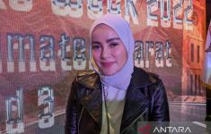 3 Berita Artis Terheboh: Sarwendah Kesal, Olla Ramlan Lapor Polisi - JPNN.com