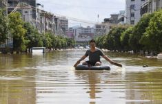 Kota Wisata China Dilanda Banjir, Korban Tewas Berjatuhan - JPNN.com