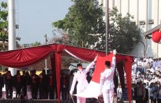 Pengait Bendera Putus, Upacara HUT RI Pemkot Solo Tanpa Kibaran Merah Putih - JPNN.com