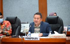 Merespons Penutupan 23 Kampus, Ketua Komisi X DPR: Dosen dan Mahasiswa Jangan Jadi Korban - JPNN.com