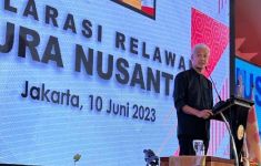 Ganjar: Saya Punya Mentor Dalam Pemerintahan, Namanya Jokowi  - JPNN.com