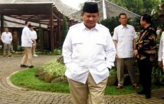 Prabowo Kantongi Keunggulan Berlipat Setelah Didukung Penuh Jokowi dan SBY - JPNN.com