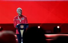 Pidato di Hadapan Jokowi, Ganjar Ungkap Kebanggaan Menjadi Kader PDIP  - JPNN.com