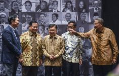 Kisah Luhut Gagal 'Membina' Gus Dur di Era Soeharto, Ini yang Terjadi - JPNN.com