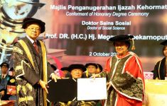 Megawati Terima Gelar Doktor HC dari UTAR, Malaysia, Prananda Prabowo: PDIP Bangga dan Berterima Kasih - JPNN.com
