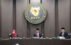 Tim Hukum AMIN Minta DKPP Pecat Semua Komisioner Bawaslu - JPNN.com
