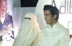 Abidzar Beradegan Mesra di Film Guna Guna Istri Muda, Umi Pipik Merespons Begini - JPNN.com