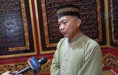Al-Qur'an Akbar Raksasa, Wisata Religi saat Ngabuburit  - JPNN.com