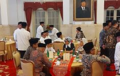 Bukber di Istana, Nasi Mandi Hingga Candaan Bahlil Jadi Menteri Karena Lucu - JPNN.com