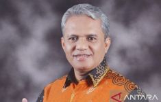 Yusuf Wally Mengisyaratkan Maju jadi Calon Wakil Wali Kota Ambon - JPNN.com