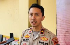 Kawanan Begal Menyasar Pengendara Mobil, Korban Luka-Luka - JPNN.com