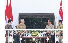 Analis Puji Langkah Jokowi Mengajak Prabowo saat Bertemu PM Singapura - JPNN.com