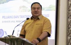 Frans Go: Komitmen Membangun NTT Tak Mesti Jadi Gubernur - JPNN.com