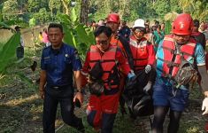 Jasad Kirana Ditemukan 55 Km dari Lokasi Tenggelam, Adiknya Najwa Belum Ditemukan - JPNN.com