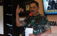 Letjen TNI (Purn) Denny Tuejeh Daftar Bacagub Sulut dari NasDem - JPNN.com