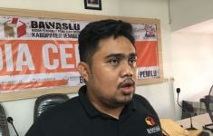 Hamdalah, Ketua Bawaslu Jember Selamat dari Kecelakaan Maut - JPNN.com