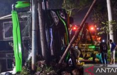 Detik-detik Kecelakaan Bus di Ciater Subang, Korban Berserakan di Jalan - JPNN.com