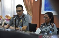 Imigrasi Surabaya Tangkap DPO Polda NTT dan AFP dalam Kasus TPPO - JPNN.com