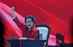 Megawati Diberi Kewenangan Menentukan Arah Politik PDIP Terhadap Pemerintahan Mendatang - JPNN.com
