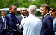 Presiden Prancis Bertanya Kapan Pindah ke Real Madrid, Mbappe Jawab Malam Ini - JPNN.com