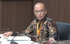 Ketua KPU Hasyim Langsung Ngacir Seusai Sidang Dugaan Asusila - JPNN.com