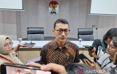 KPK Periksa WN Korsel di Seoul Terkait Kasus Suap PLTU Cirebon - JPNN.com