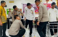 RS Bhayangkara Polda Sumsel Beri Pelayan Kesehatan kepada 113 Penyandang Disabilitas - JPNN.com