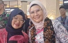 Didukung Bupati Nina Agustina, Warga Indramayu Menghasilkan Cuan dari Kreasi Rajut - JPNN.com