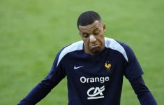 Gegara Absen Membela Timnas Prancis, Kylian Mbappe Dihujani Kritik - JPNN.com