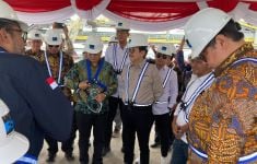 Resmikan Smelter Tembaga Freeport di Gresik, Menko Airlangga: Ini Paling Hebat - JPNN.com