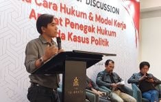 Eks Ketua YLBHI Nilai Kasus Hasto di Luar Konteks Hukum dan Dipaksakan - JPNN.com