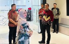 Pak Sandi Tiba-Tiba Kunjungi Kantor Imigrasi Bekasi, Ada Misi Khusus - JPNN.com