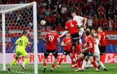 EURO 2024: Bek Turki Merih Demiral Jadi Pahlawan, tetapi Terancam Sanksi - JPNN.com