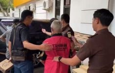 Jaksa Tetapkan Mantan Kadisbudpar Indramayu Jadi Tersangka Korupsi Air Terjun Buatan - JPNN.com