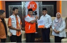 PKS Berikan Surat Rekomendasi Kepada Anwar - Renny untuk Maju di Pilgub Sulteng - JPNN.com
