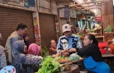 Pedagang Pasar Temanggung Mantap Dukung Sudaryono: Pasti Tidak Salah Pilih - JPNN.com