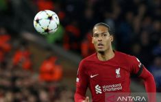 4 Kali Masuk Daftar 11 Pemain Terbaik Dunia FIFPro, Van Dijk Melampaui Ronaldinho - JPNN.com