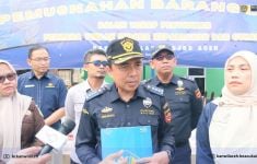 Kanwil Bea Cukai Aceh Musnahkan 10 Juta Batang Rokok Ilegal, Satu Tersangka Ditahan - JPNN.com