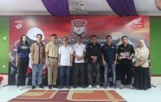 Main Dealer Honda Riau Berbagi Ilmu Kepada Pelajar SMK Masmur - JPNN.com