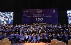 UAG Luluskan Sarjana Berkarakter, Siapkan Pemimpin Indonesia Emas 2045 - JPNN.com