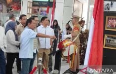 Ridwan Kamil dan Sutiyoso Berbincang Empat Mata - JPNN.com