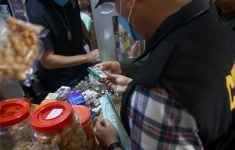 Bea Cukai Tanjungpinang Selamatkan Potensi Kerugian Negara Rp 104,5 Juta Lewat Operasi Pasar - JPNN.com