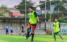 Yayasan KDM dan Campaign Bantu Anak Prasejahtera Lewat Sepak Bola - JPNN.com