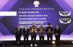 Sejumlah Emiten Meraih Penghargaan Top GRC Awards 2024 - JPNN.com