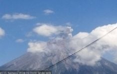 Masih Berstatus Waspada, Gunung Semeru Kembali Erupsi - JPNN.com