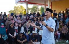 ASR Disambut Hangat di Pomalaa, Sampaikan Komitmen untuk Pendidikan & Kompetensi Guru - JPNN.com