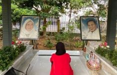 Cawagub Sumsel Riezky Aprilia Balik Kampung, Minta Restu Warga dan Ziarah Makam Zamzami Ahmad - JPNN.com