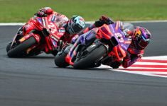 Hasil Race MotoGP Emilia Romagna: Tegang di Pengujung, Pecco Tumbang - JPNN.com