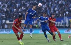 Persib Vs Persija 2-0, Panas! Dua Pemain Mandi Lebih Cepat - JPNN.com