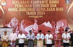 Kampanye Damai, Dua Paslon Gubernur-Wakil Gubernur Kepri Sepakat Tolak Politik Uang - JPNN.com